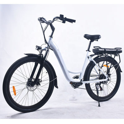 จักรยานไฟฟ้าสำหรับผู้หญิงน้ำหนักเบา 36V 30-40km ช่วง 0.12T กำลังโหลดสูงสุด